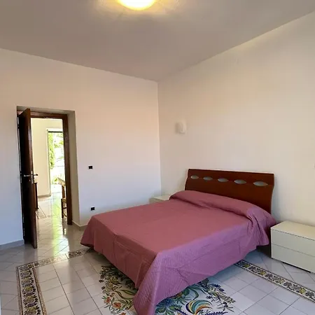 Ritrovata Lägenhet Acquafredda